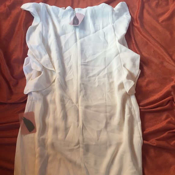 Dress - Picture 6 of 6